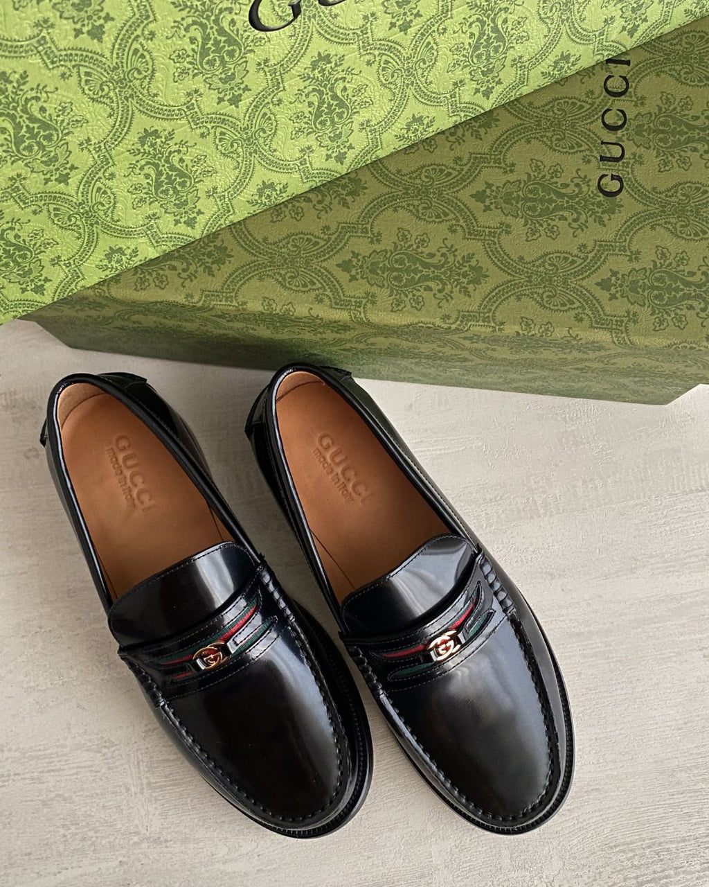 Gucci Men's Loafer With Interlocking