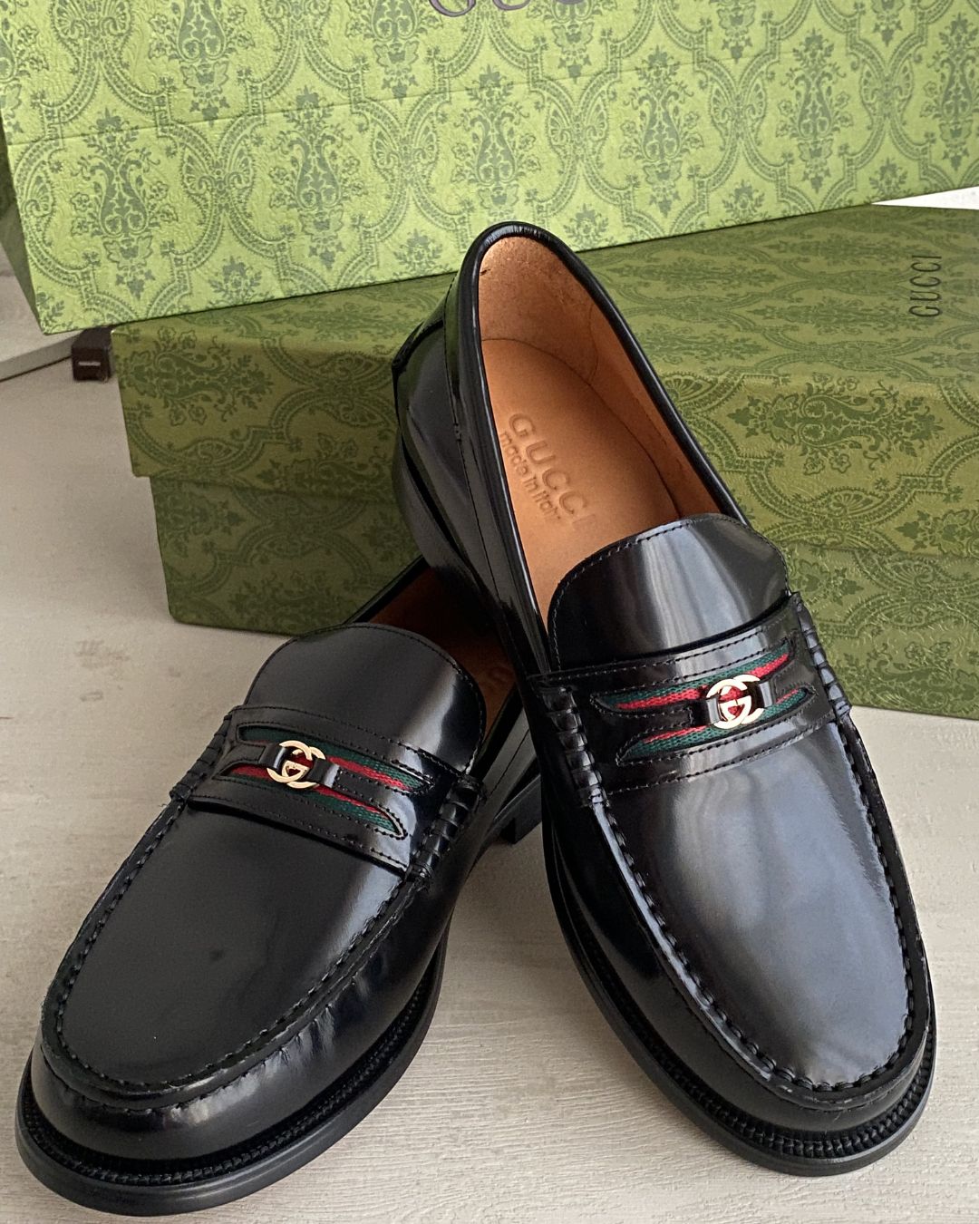 Gucci Men's Loafer With Interlocking